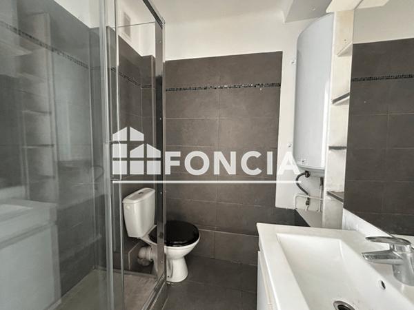 Location Appartement 2 pièces 35.4 m² - 1 CHEMIN DU PONT DE BOIS Toulon 83200