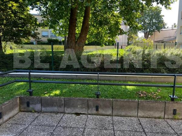 À deux pas de tout, votre futur chez-vous vous attend !