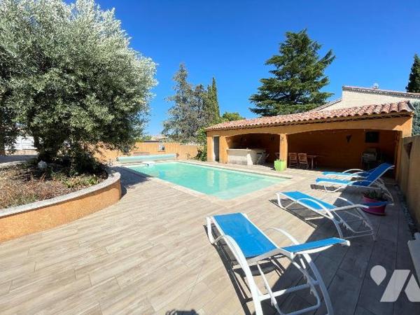 A vendre - Volx (04) - Alpes de Haute Provence: Superbe villa lumineuse d'env 160 m² offrant de...