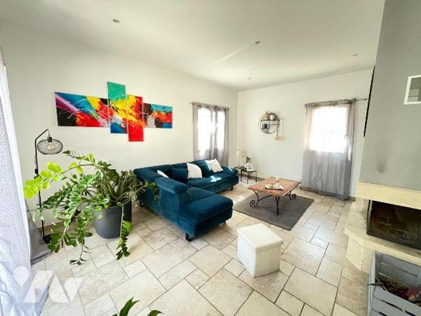 A vendre - Volx (04) - Alpes de Haute Provence: Superbe villa lumineuse d'env 160 m² offrant de...