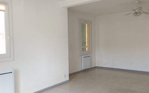 Appartement à vendre    3 pièces • 65,58 m2 Six-Fours-les-Plages