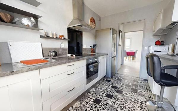 Appartement à vendre    3 pièces • 65,58 m2 Six-Fours-les-Plages