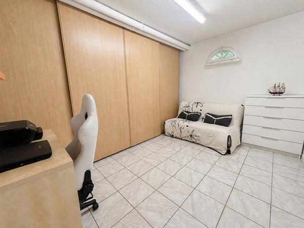 Maison avec double garage à Igny