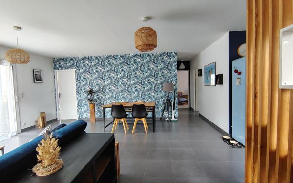 Maison à vendre    4 pièces •  Médis