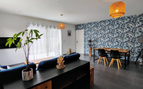 Maison à vendre    4 pièces •  Médis