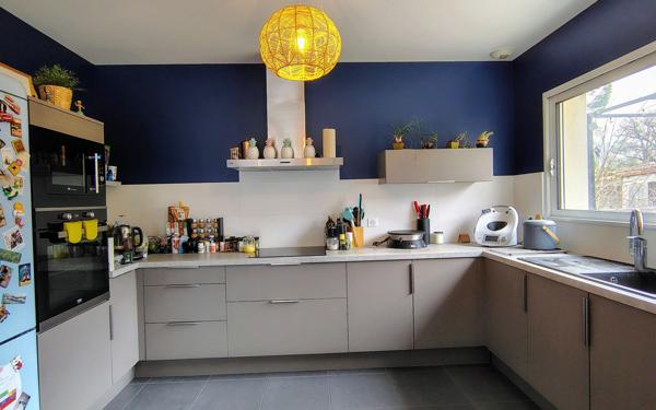 Maison à vendre    4 pièces •  Médis