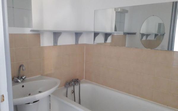 Appartement à louer    4 pièces •  Beuzeville