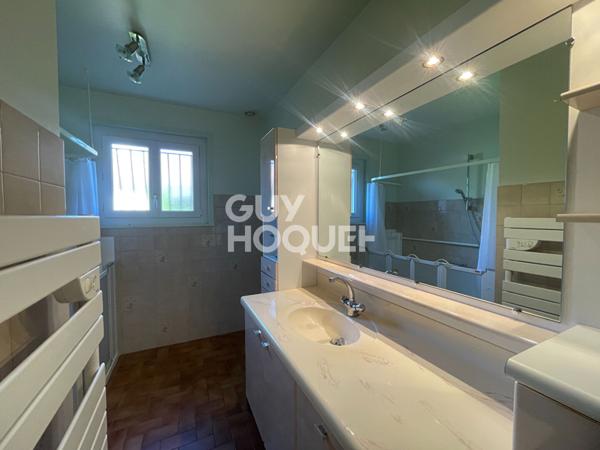 Maison à vendre à Feurs - Emplacement idéal, secteur calme