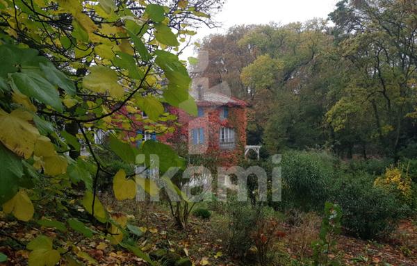 Maison de 700 m²