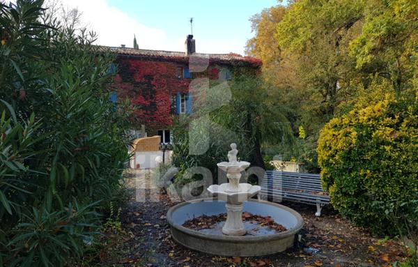 Maison de 700 m²