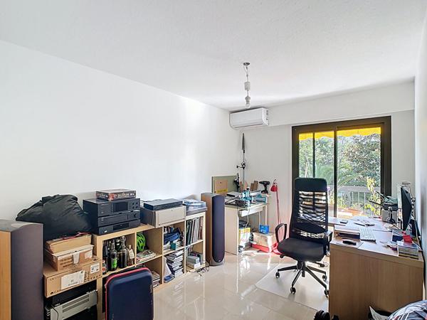 À vendre : Appartement 4 pièces à Antibes - Exclusivité