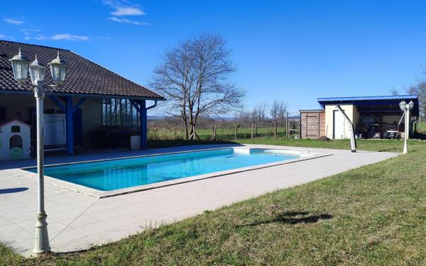 Maison à vendre    9 pièces •  Peyrehorade