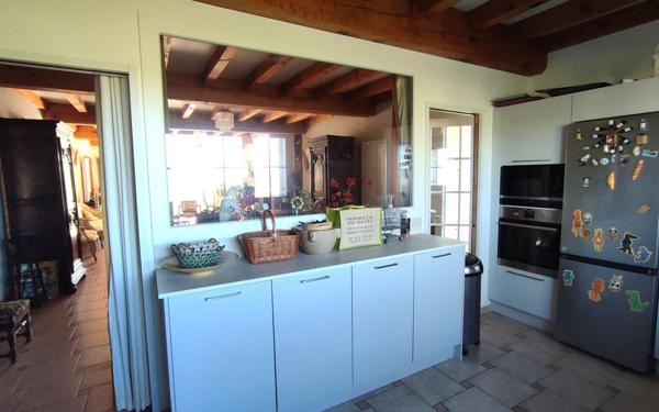 Maison à vendre    9 pièces •  Peyrehorade