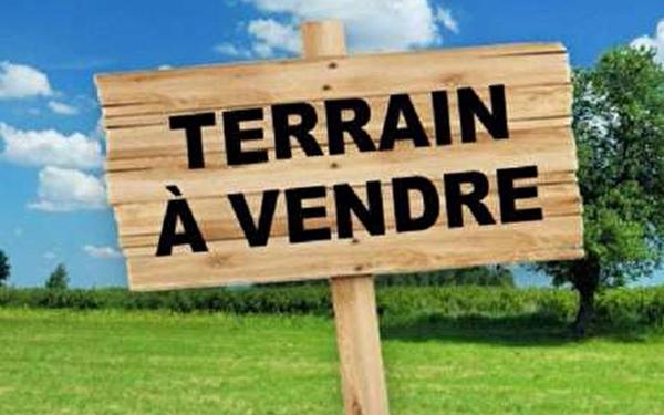 Terrain à vendre    Nîmes