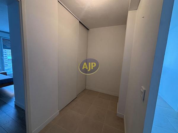 Appartement à louer Bordeaux : 3 pièces, 81m² avec 2 chambre(s) à 1 380€ - AJP Immobilier Bordeaux Saint-Augustin