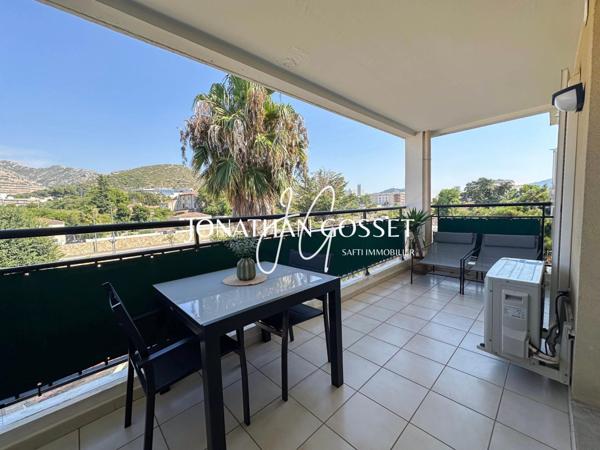 Marseille 09: Appartement T3 de 66m2-2ch avec grande terrasse