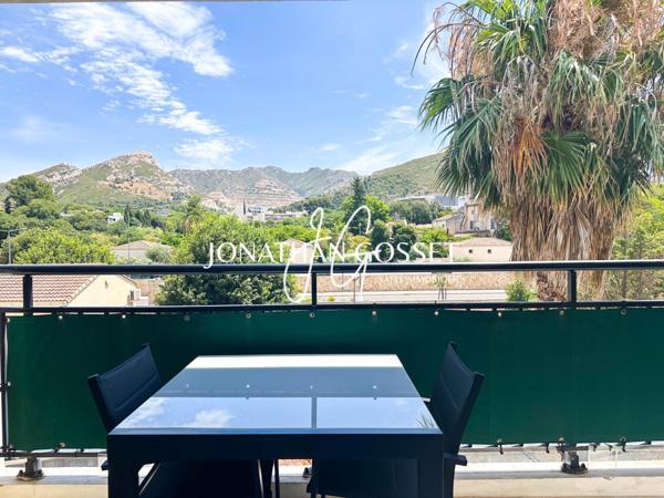 Marseille 09: Appartement T3 de 66m2-2ch avec grande terrasse