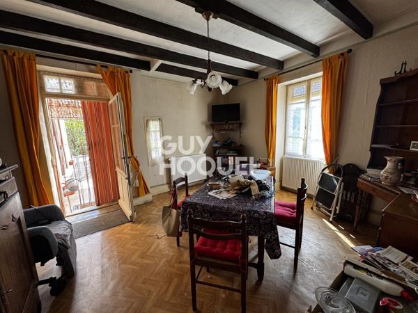 Maison familiale avec jardin et dépendances
