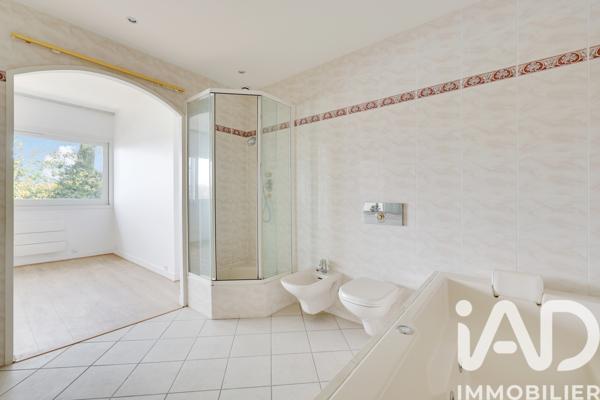 Appartement à vendre 4 pièces 102 m² Enghien-les-Bains