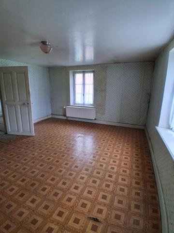 Maison à MOYENMOUTIER, 88420 - 4 pièces 105m²