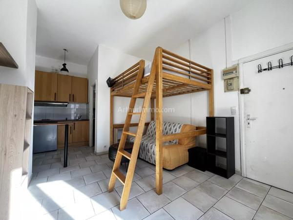 Location                                                      Appartement
                        
                     1 pièces                      18 m2                     à Draguignan
