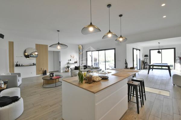 SUPERBE MAISON DE PLAINS PIEDS
