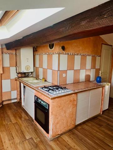 Appartement à SAINT-ETIENNE, 42100 - 3 pièces 16m²