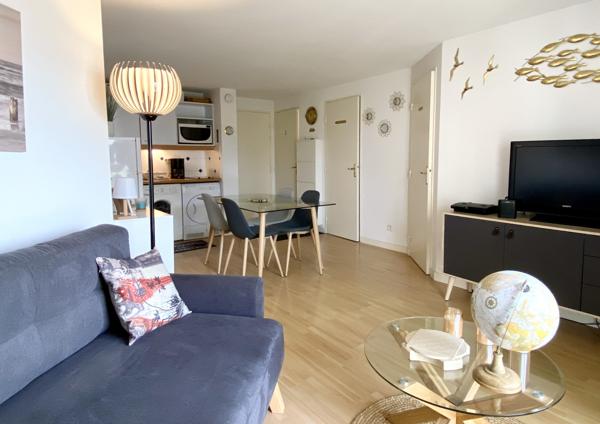 Port Guillaume - Appartement 2 pièces avec balcon face au port