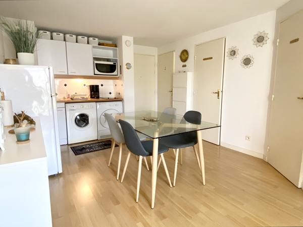 Port Guillaume - Appartement 2 pièces avec balcon face au port