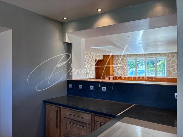 Maison de village T4 de 104m² avec cour extérieure