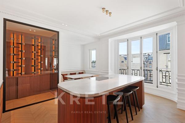 Paris 16ᵉ- Appartement d'exception avec terrasse et vue Tour Eiffel
