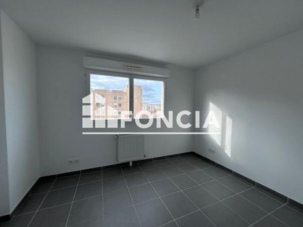 Location Appartement 4 pièces 91.6 m² - 33 rue de Crillon Marseille 13005