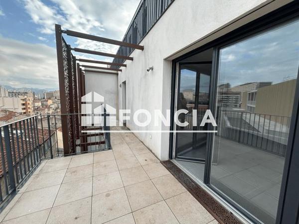 Location Appartement 4 pièces 91.6 m² - 33 rue de Crillon Marseille 13005