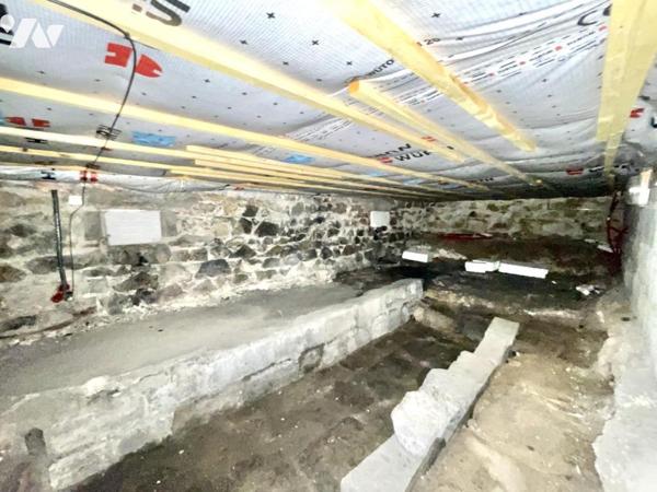 CHARME ET CONFORT EN PLEIN COEUR DE VILLE A SAINT CHELY D'APCHER – Maison 84 m² avec terrain