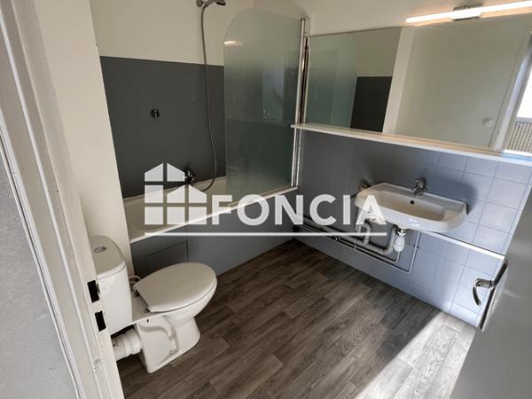 Location Studio 29.93 m² - 4 rue des Roches Besancon 25000