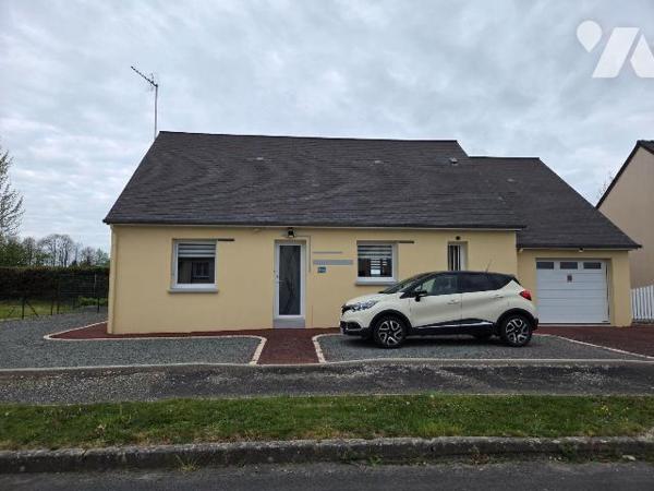 MOULAY, en lotissement pavillon de plain pied de 2 chambres.

Maison d'habitation comprenant:...