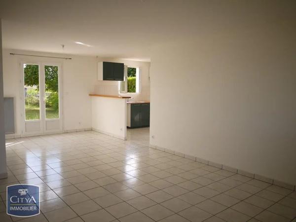 Maison à louer 4 pièces 75m² Availles-en-Châtellerault (86530)