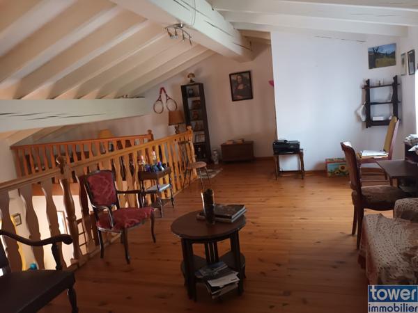 Villa 9 pièce(s) 6 chambre(s) 215 m²