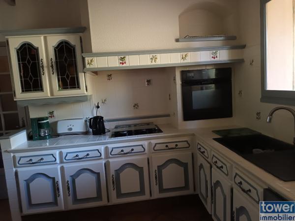 Villa 9 pièce(s) 6 chambre(s) 215 m²