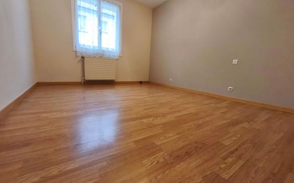 Maison à vendre    6 pièces • 123 m2 Carquefou