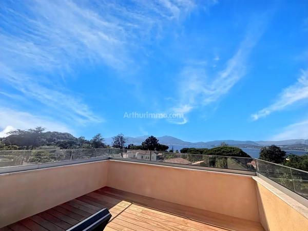 Vente                                                      Appartement
                        
                     4 pièces                      114 m2                     à Grosseto-Prugna