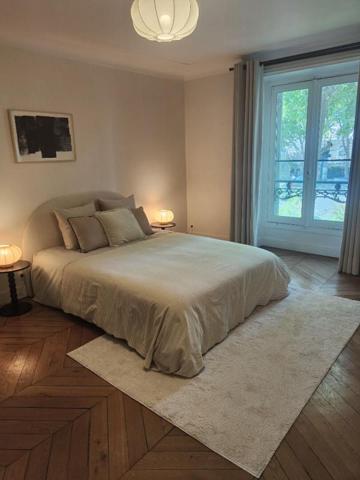PARC MONCEAU Appartement Paris 5 pièce(s) 175.55 m2