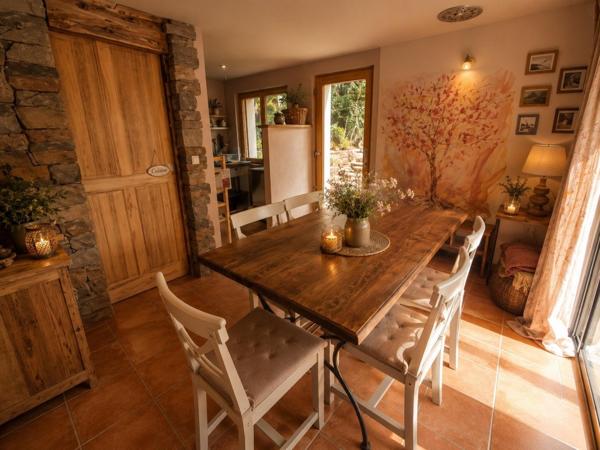 Maison à VEBRON, 48400 - 11 pièces 250m²