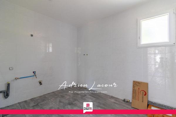 Garage 5 pièce(s) 106 m2