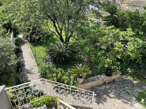 Maison à vendre |  Gigean |  7 pièces | 230 m²