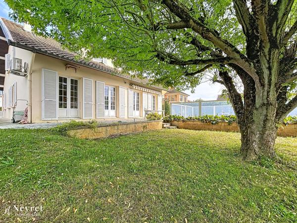 DÉCINES-CHARPIEU – Secteur Champs Blancs – Maison familiale 199 m² – 5 chambres – Terrain 771 m²