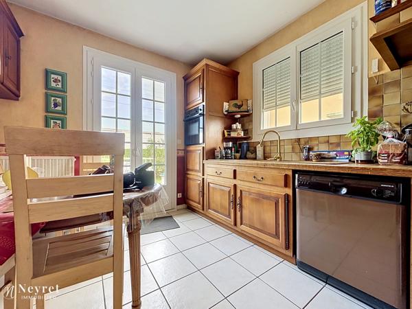 DÉCINES-CHARPIEU – Secteur Champs Blancs – Maison familiale 199 m² – 5 chambres – Terrain 771 m²