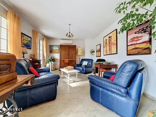 DÉCINES-CHARPIEU – Secteur Champs Blancs – Maison familiale 199 m² – 5 chambres – Terrain 771 m²