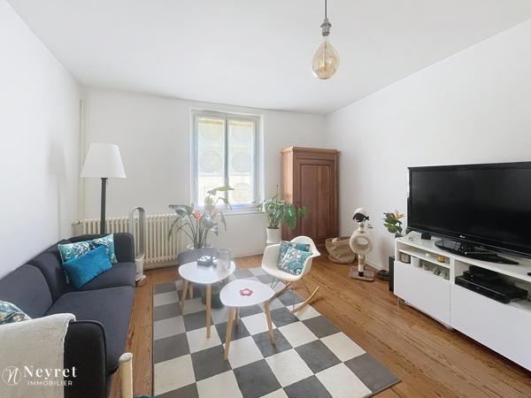 Ancien corps de ferme rénové avec cachet – 188 m² – Solaize, à 20 mn de Lyon