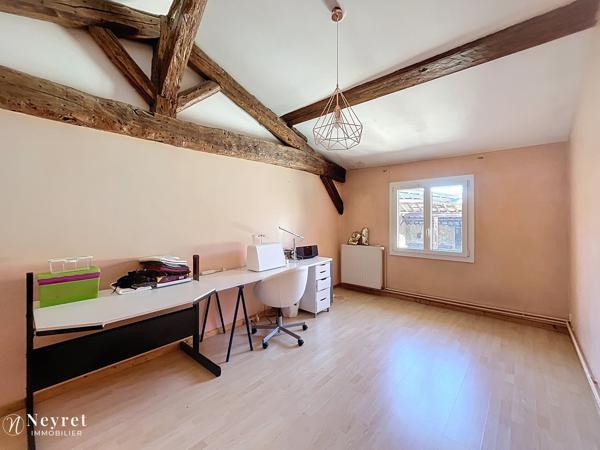 Ancien corps de ferme rénové avec cachet – 188 m² – Solaize, à 20 mn de Lyon